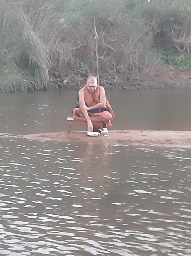 sri periyava in kaveri umayalpuram